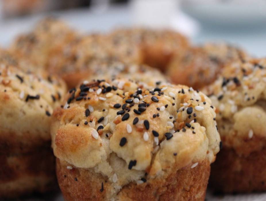 Fluffy Oat Challah Rolls