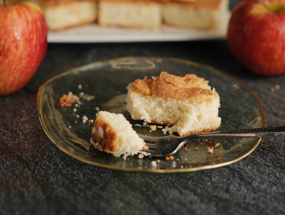 Almond Apple Pesach Cake