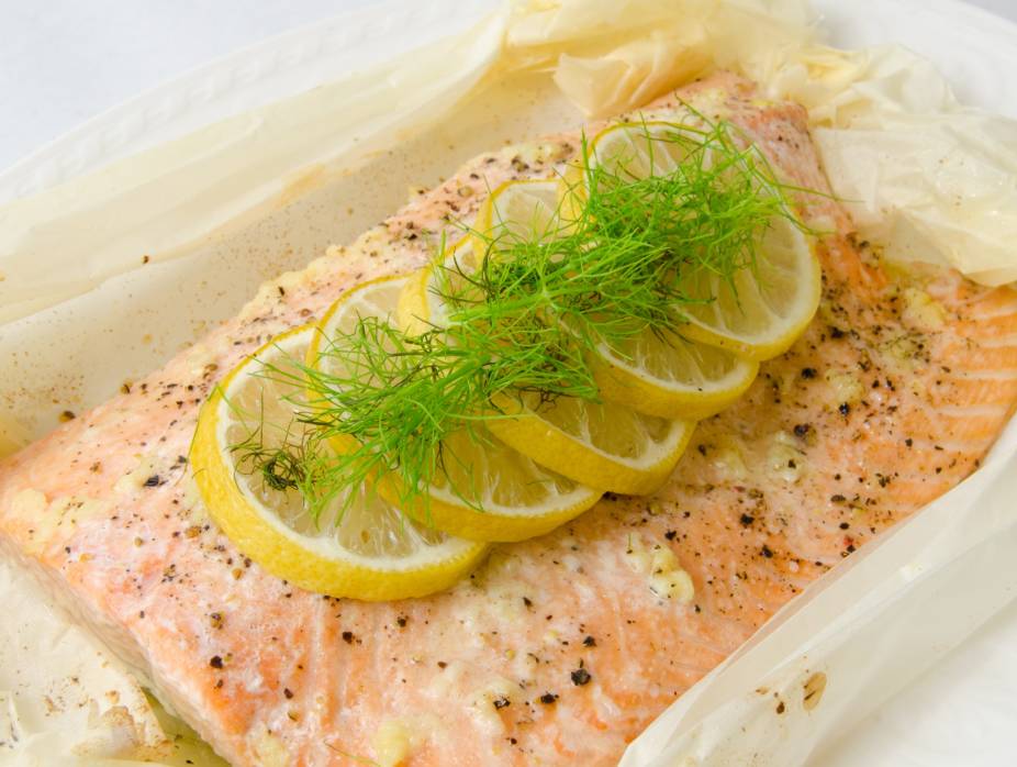 Salmon En Papillote With Garlic And Herbs