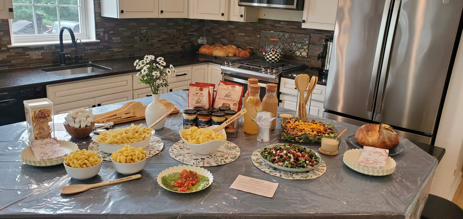 Best of the Bungalows: Cooking with Tuscanini Sauces
