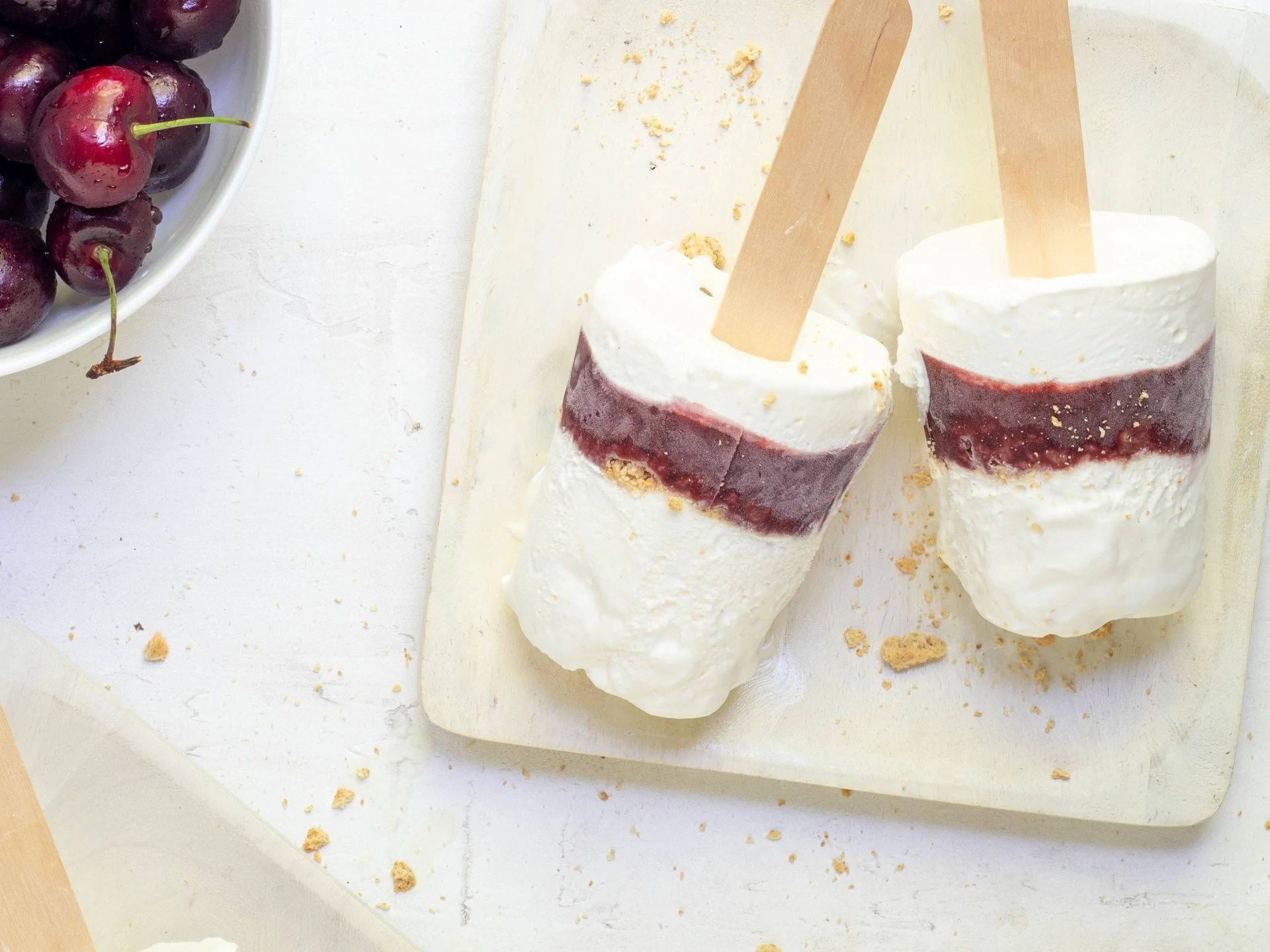 Cherries 'n Cream Pops