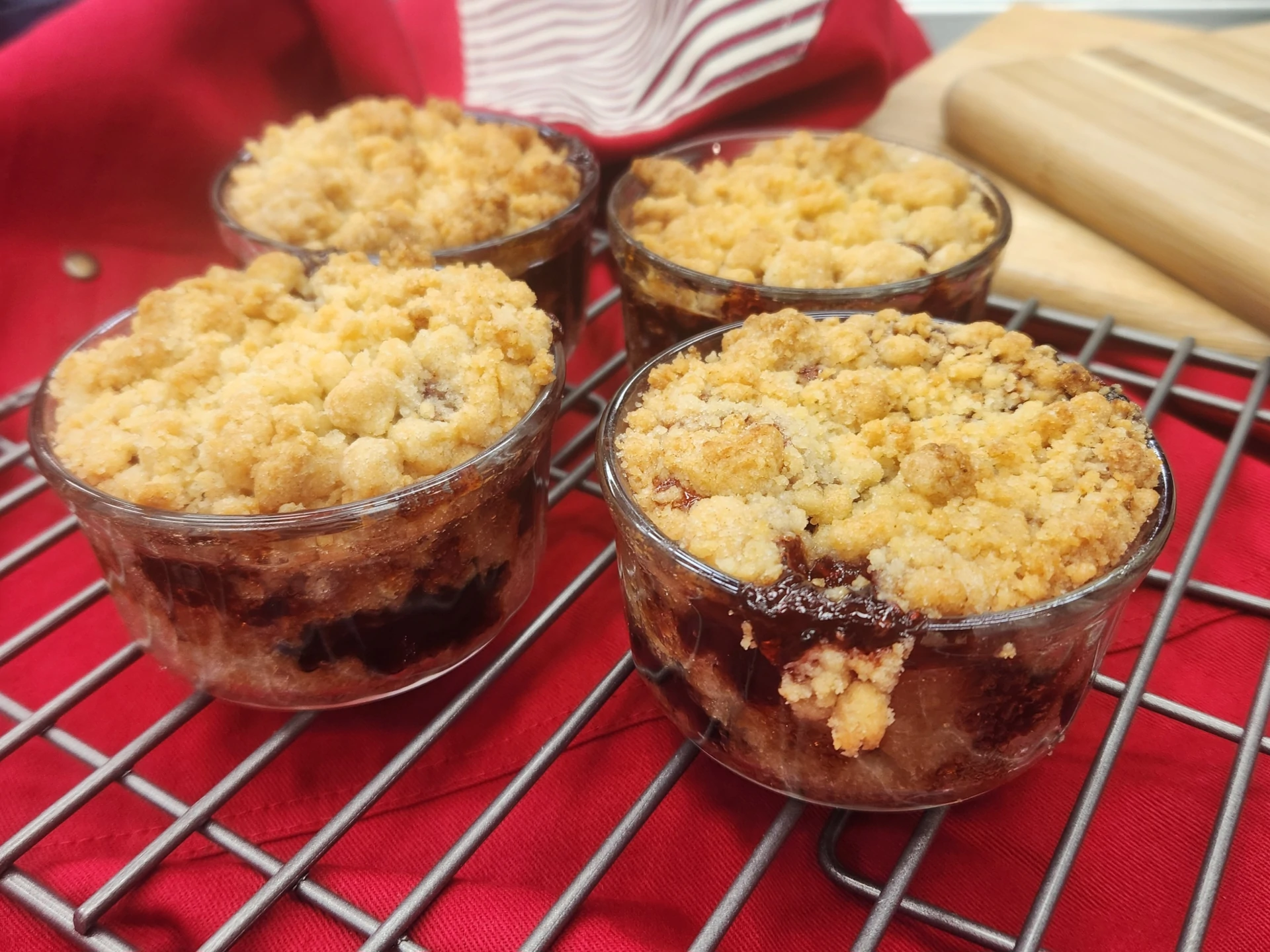 Double Fruit Crumble