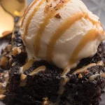 Crock-Pot Chocolate Caramel Fudge Cake