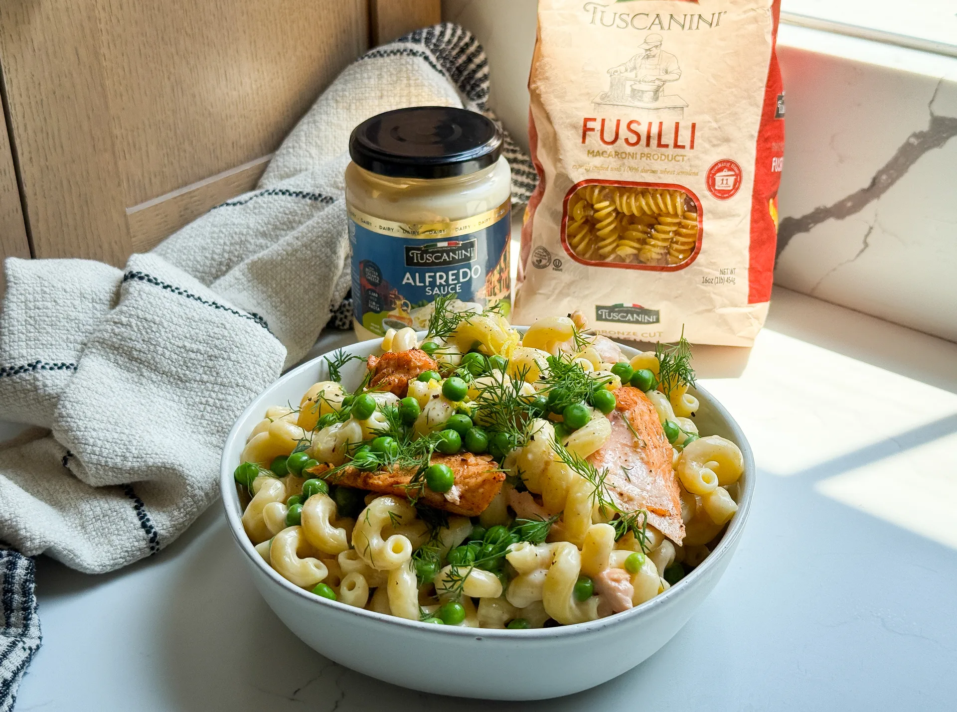 Pasta Alfredo with Peas and Salmon