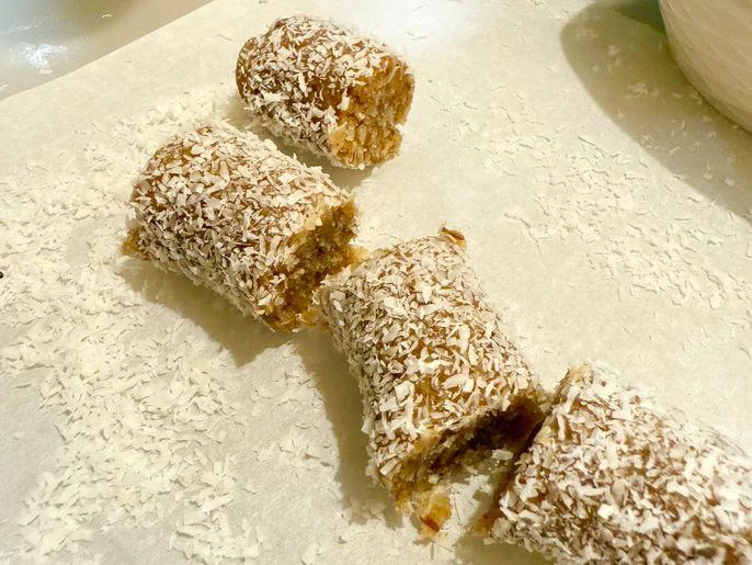 Coconut-Date Roll