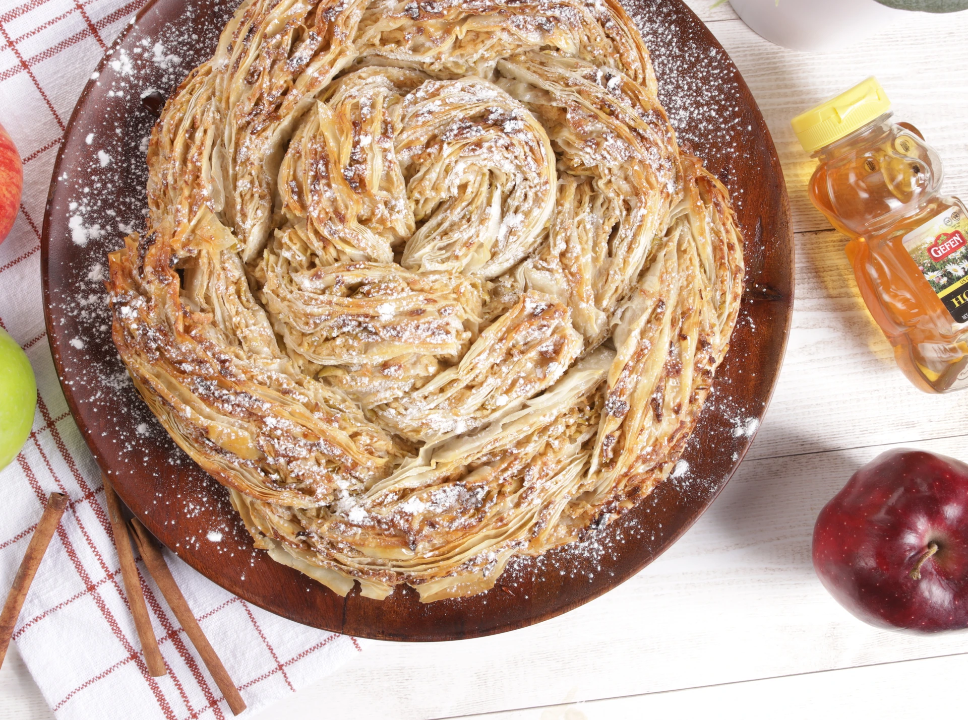 Apple Honey Phyllo Twist