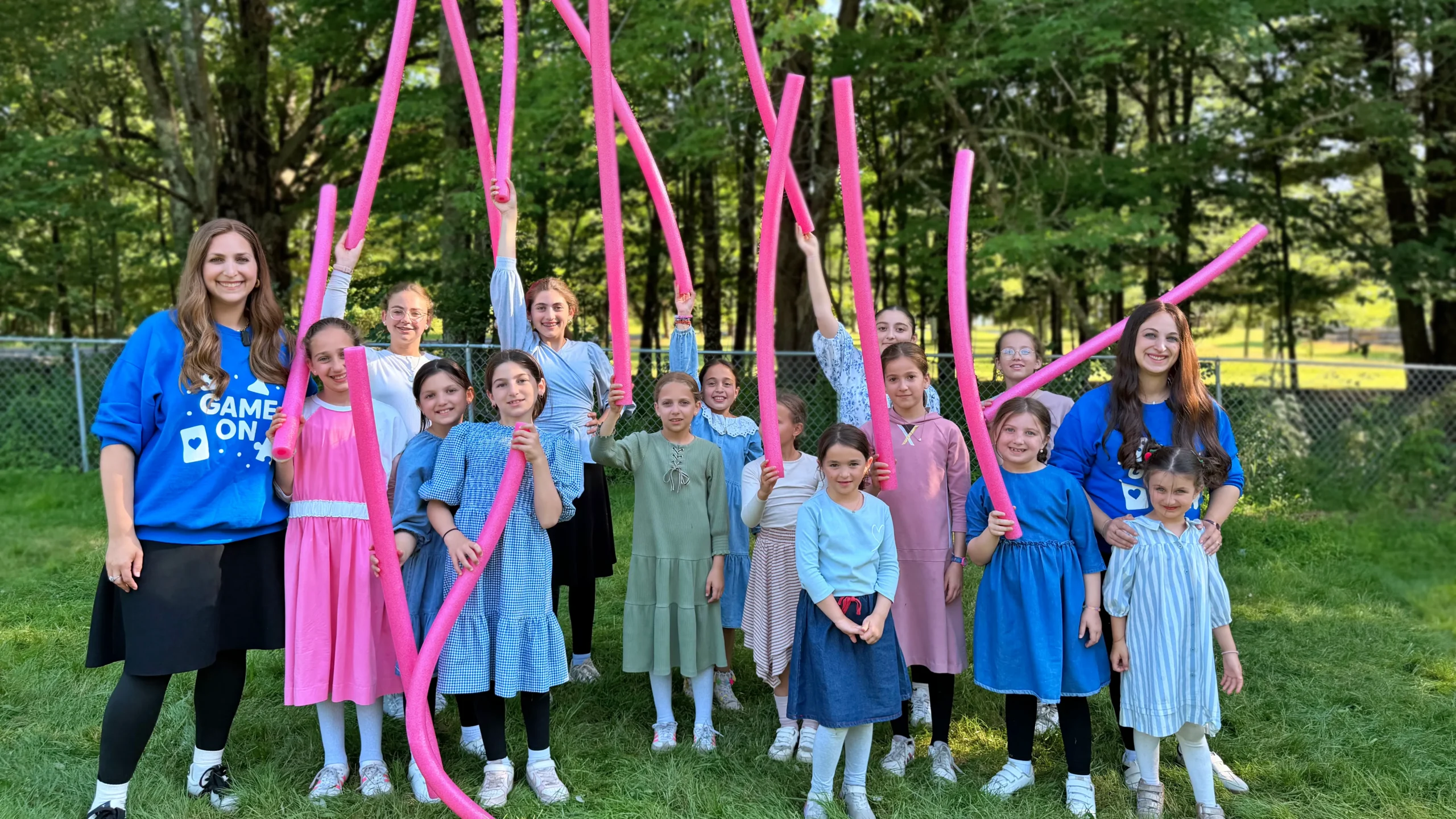 7 Tried-and-True Backyard Races The Kids Never Get Bored Of!